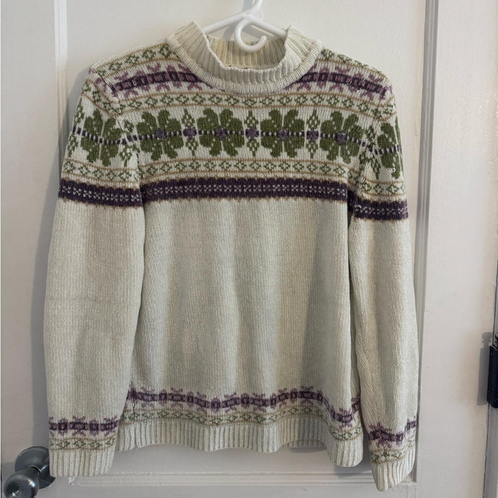 90s Style White and Purple Sweater